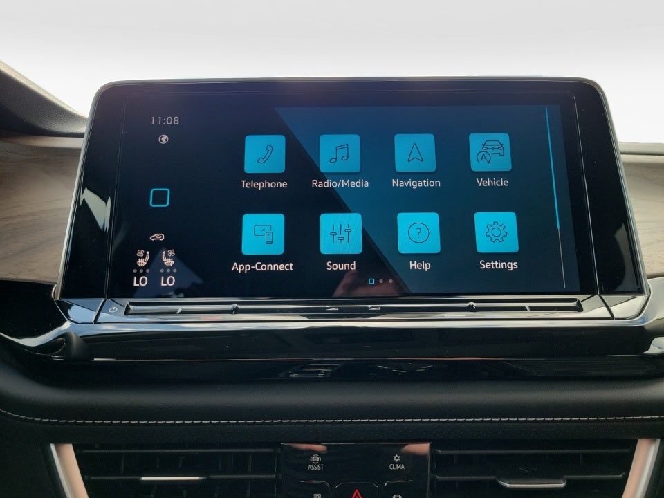 2026 Volkswagen Atlas SE with Technology