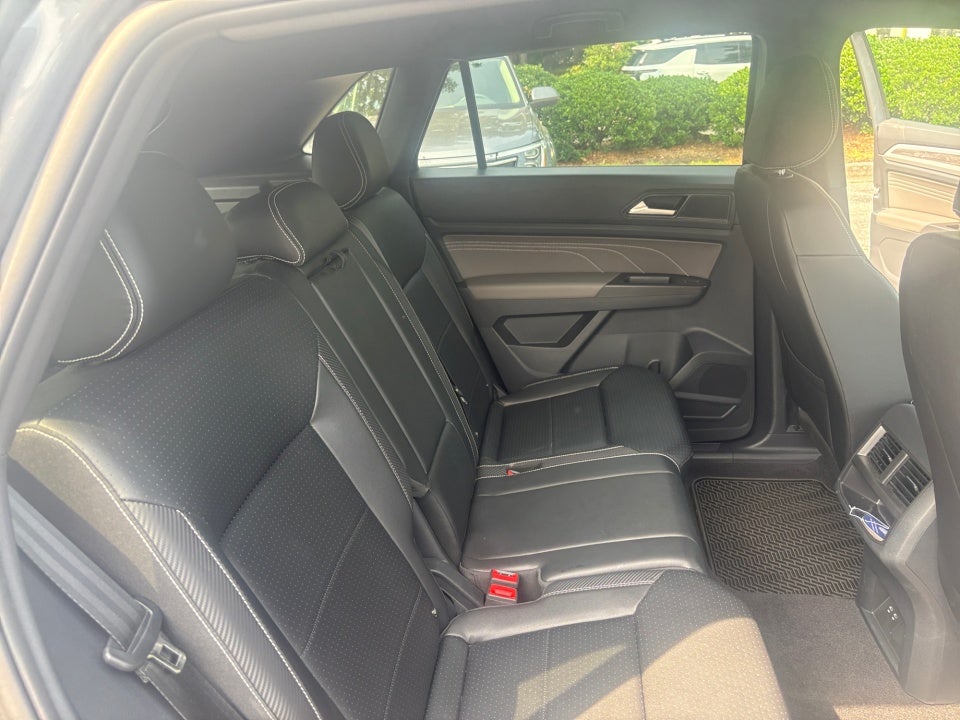 2022 Volkswagen Atlas Cross Sport 3.6L V6 SE w/Technology