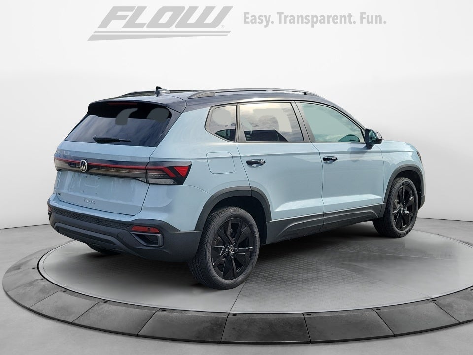 2026 Volkswagen Taos SE Black