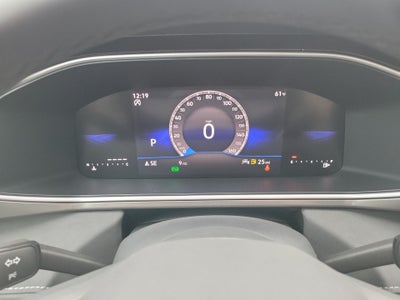 2026 Volkswagen Taos SE Black