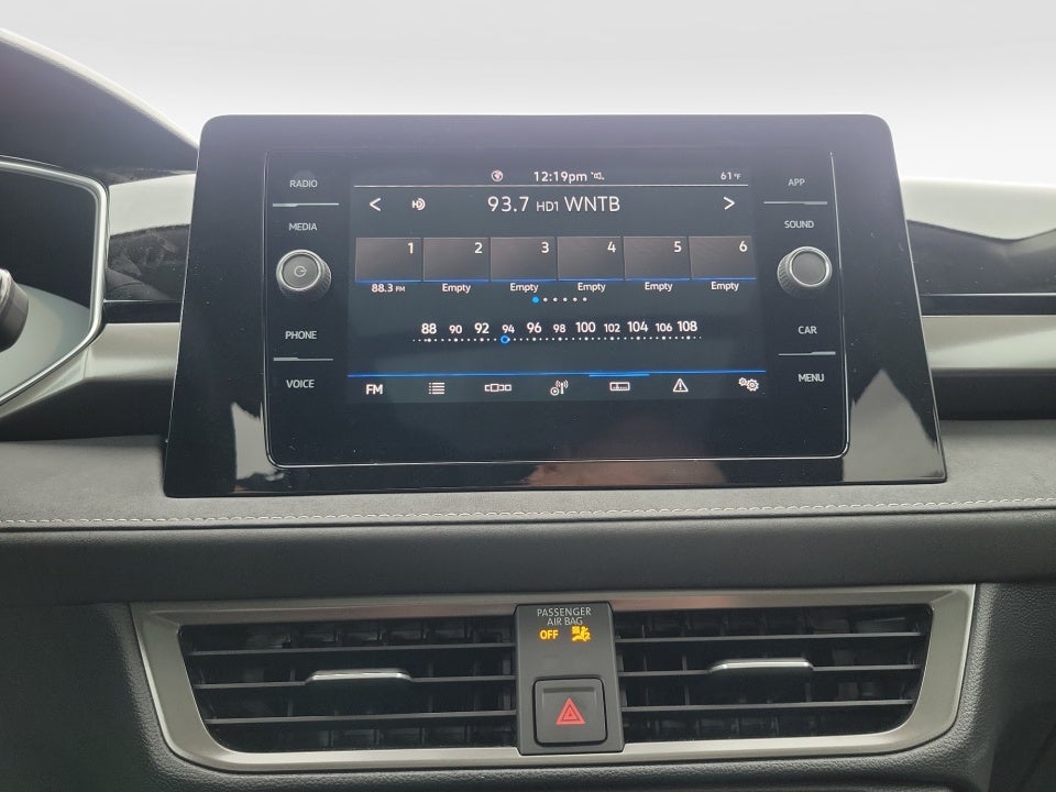 2026 Volkswagen Taos SE Black