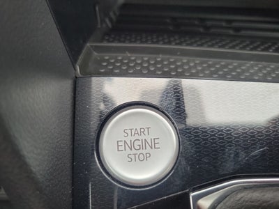 2026 Volkswagen Taos SE Black