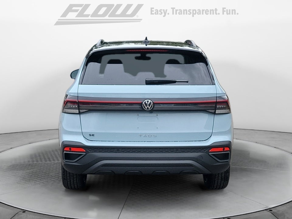 2026 Volkswagen Taos SE Black