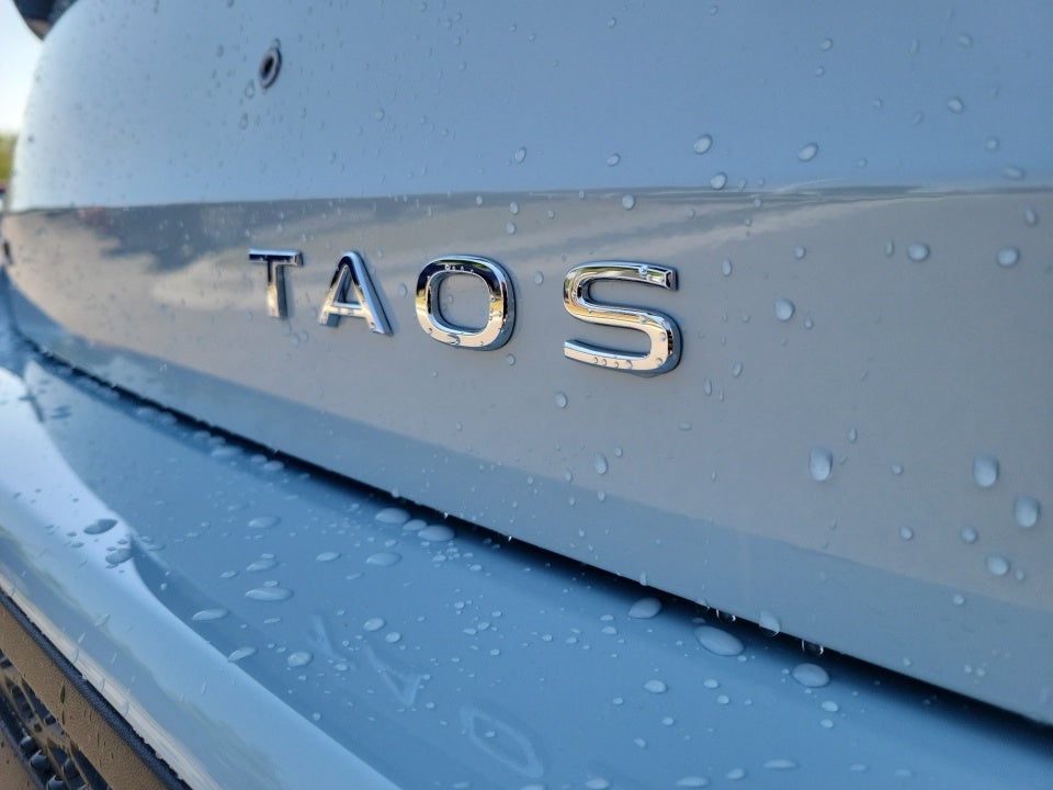2026 Volkswagen Taos SEL
