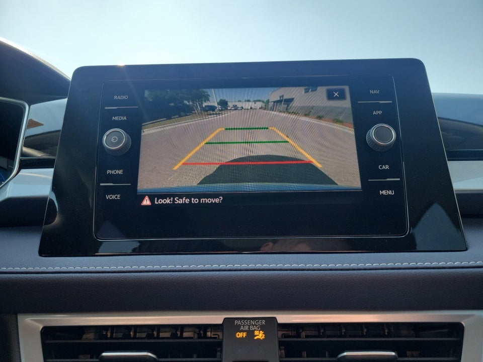2026 Volkswagen Taos SEL