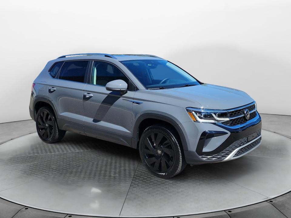 2024 Volkswagen Taos SEL