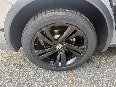 2023 Volkswagen Tiguan SE R-Line Black
