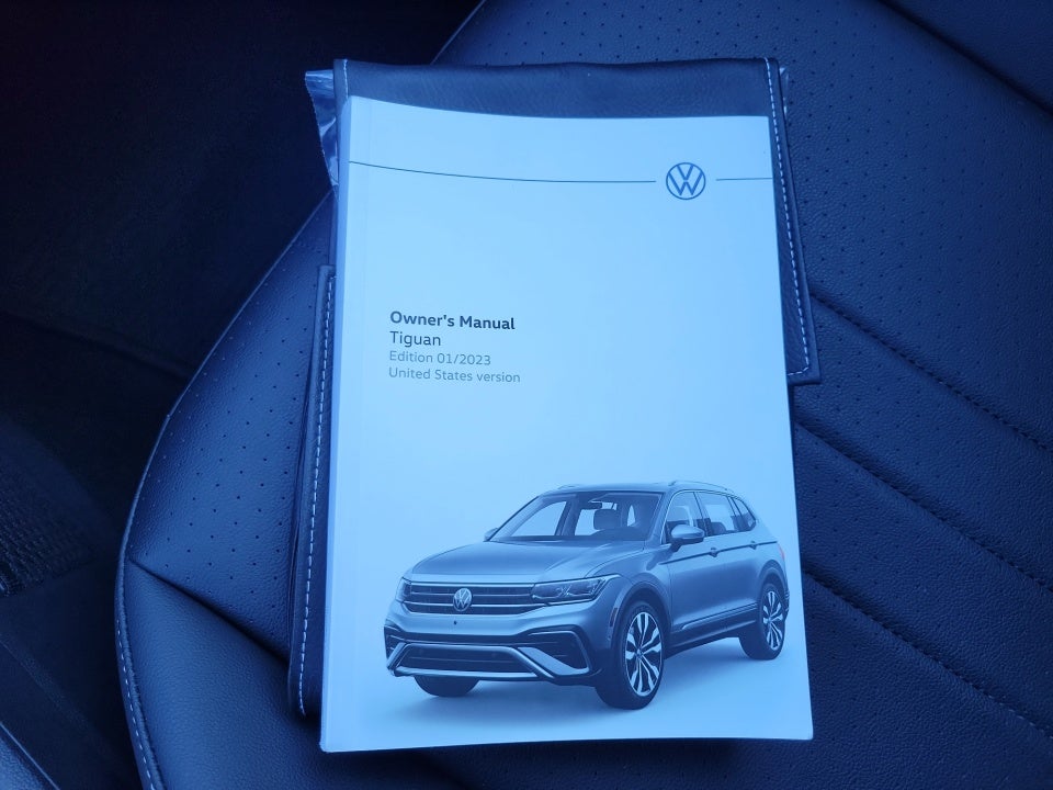 2023 Volkswagen Tiguan 2.0T SE R-Line Black