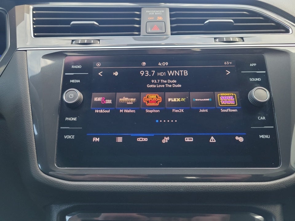 2022 Volkswagen Tiguan 2.0T SE R-Line Black