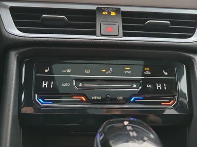 2026 Volkswagen Taos SE