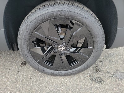 2026 Volkswagen Taos SE