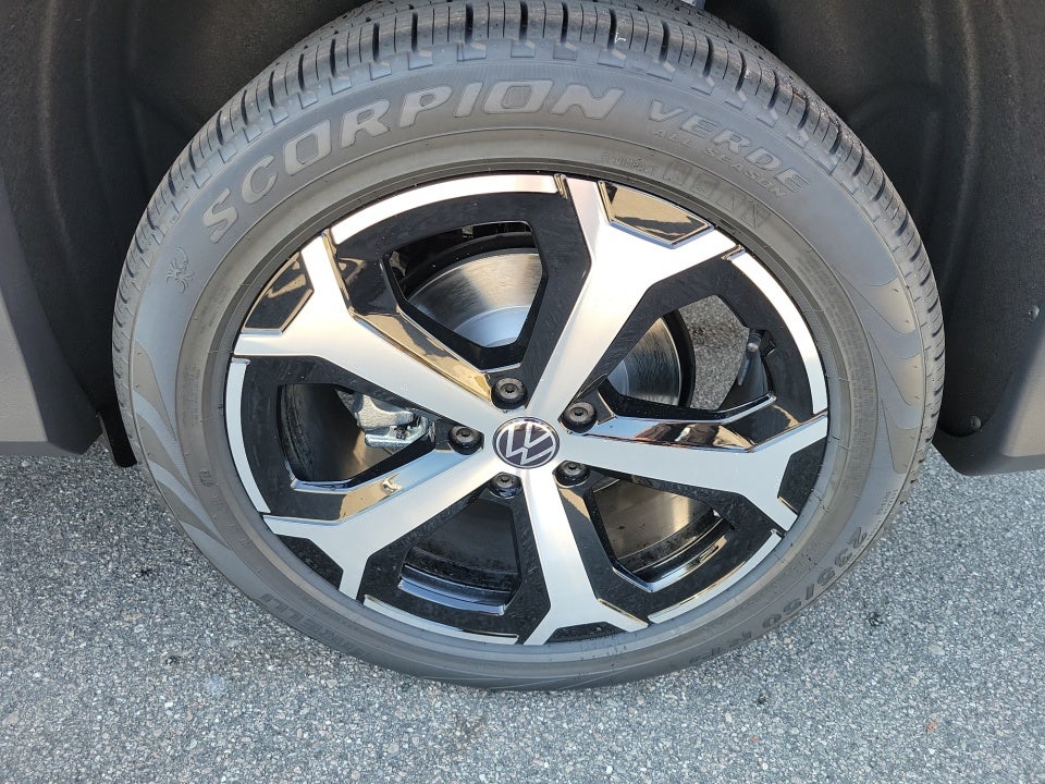 2026 Volkswagen Tiguan SE