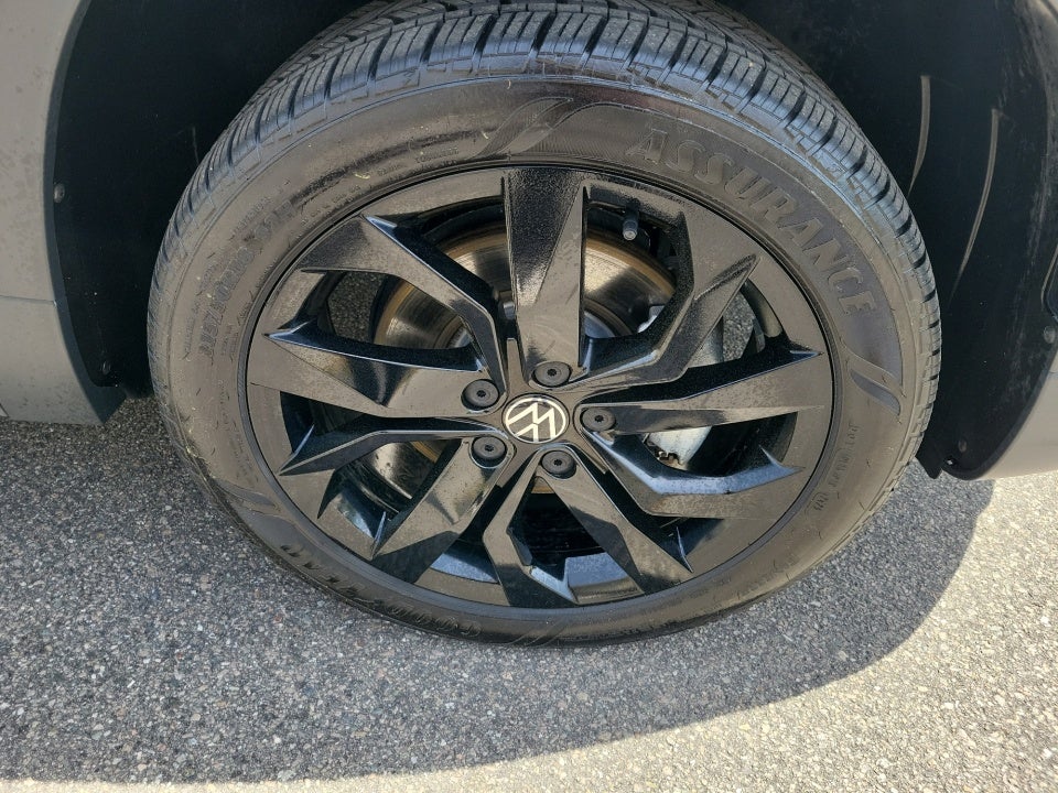 2023 Volkswagen Taos 1.5T SE