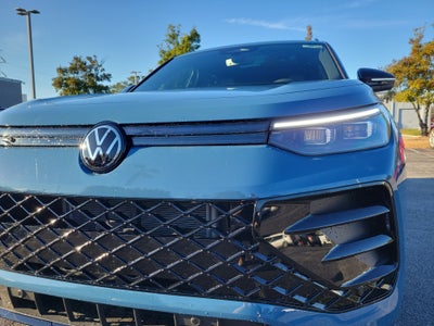 2026 Volkswagen Tiguan SE R-Line Black