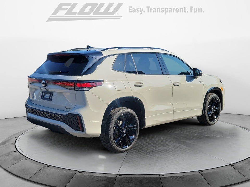 2026 Volkswagen Tiguan SE R-Line Black