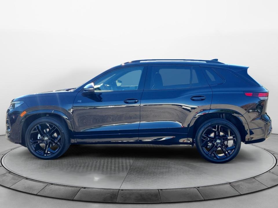 2027 Volkswagen Tiguan SE R-Line Black