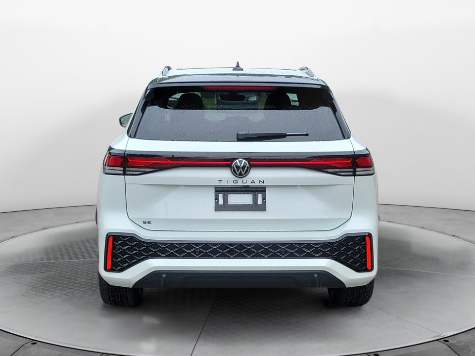 2026 Volkswagen Tiguan SE R-Line Black