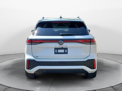 2026 Volkswagen Tiguan SE R-Line Black