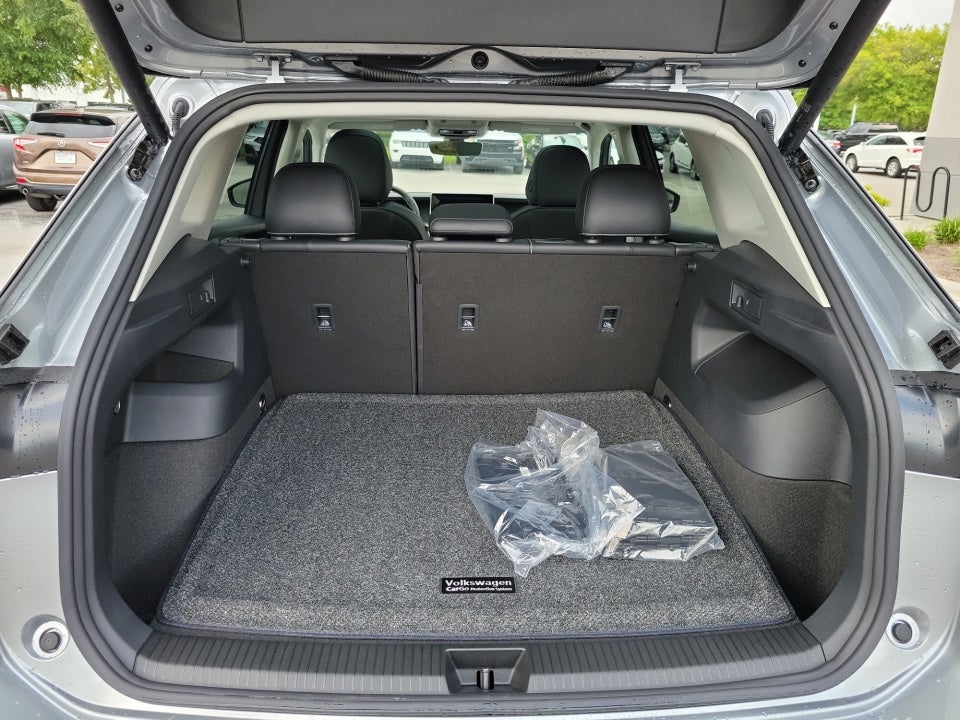 2025 Volkswagen Tiguan 2.0T SE