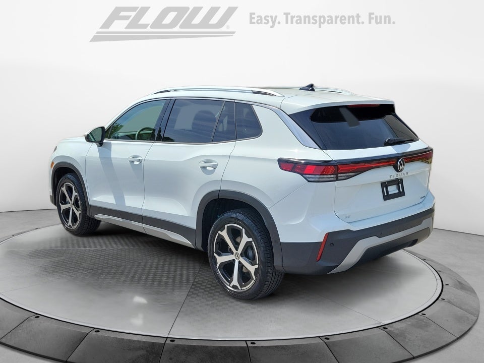 2025 Volkswagen Tiguan 2.0T SE