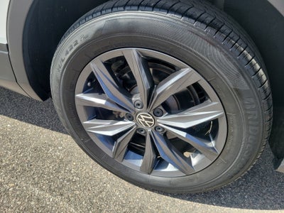 2023 Volkswagen Tiguan SE