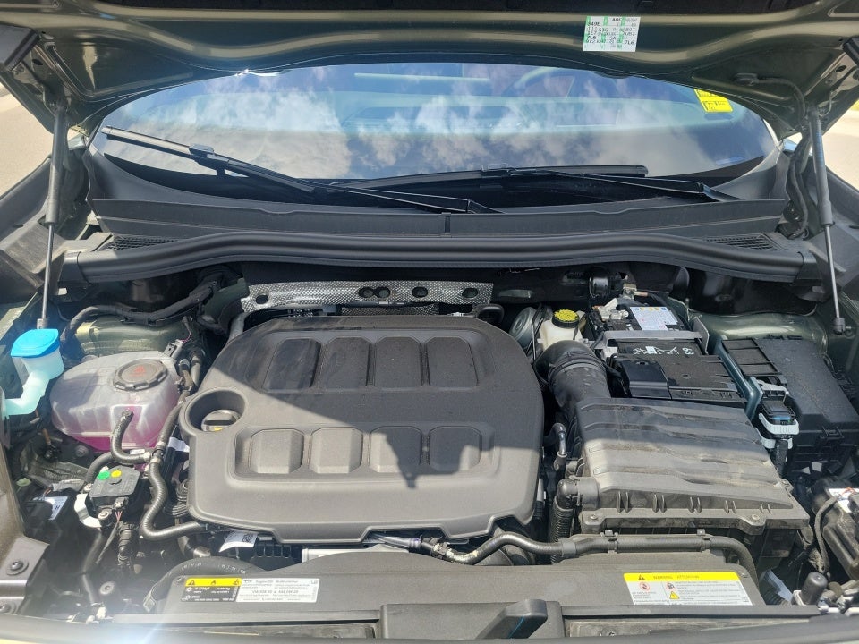 2026 Volkswagen Tiguan SEL R-Line Turbo