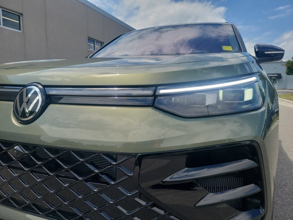 2026 Volkswagen Tiguan SEL R-Line Turbo