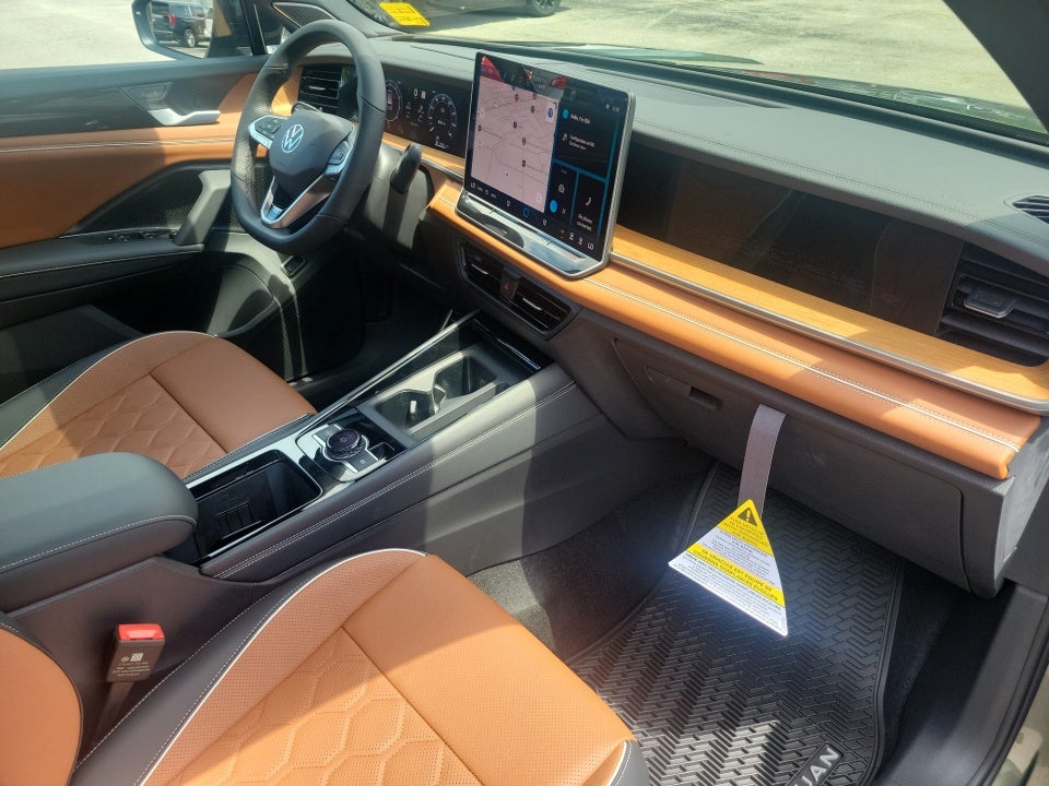 2026 Volkswagen Tiguan SEL R-Line Turbo