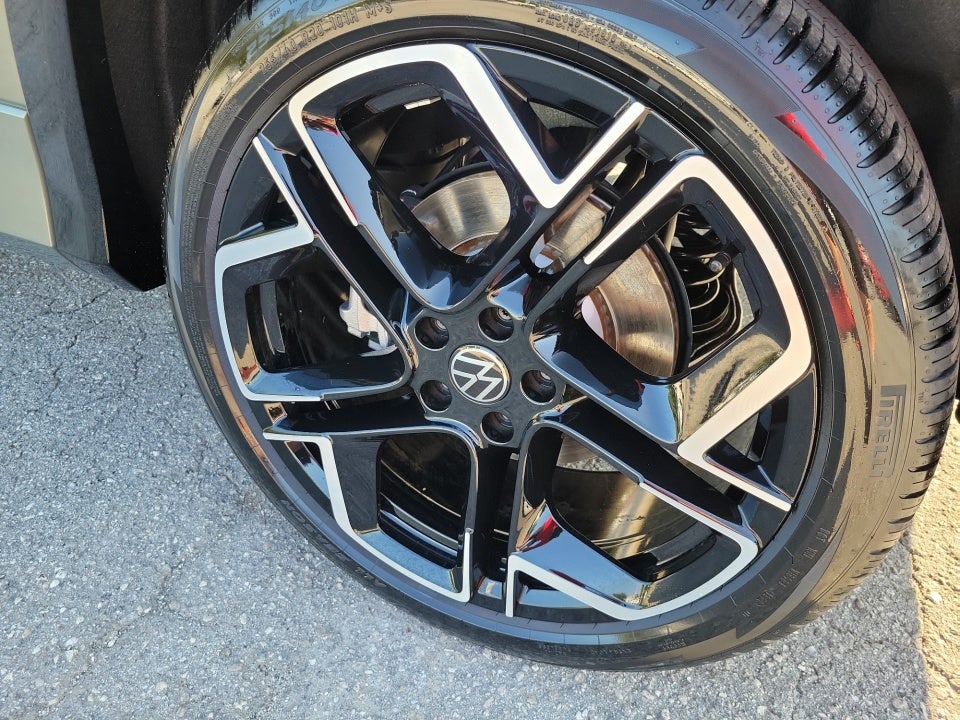 2026 Volkswagen Tiguan SEL R-Line Turbo