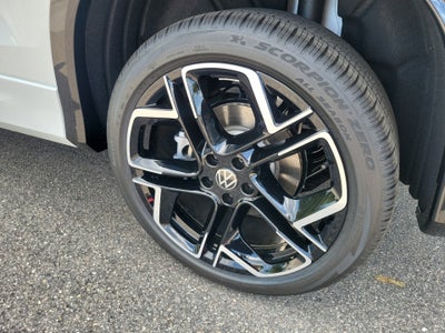 2026 Volkswagen Tiguan SEL R-Line Turbo
