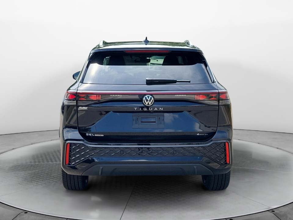 2026 Volkswagen Tiguan SEL R-Line Turbo