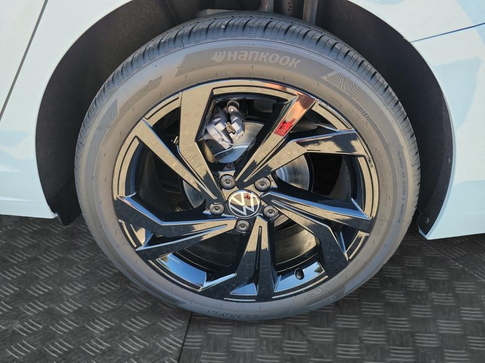 2027 Volkswagen Jetta SE