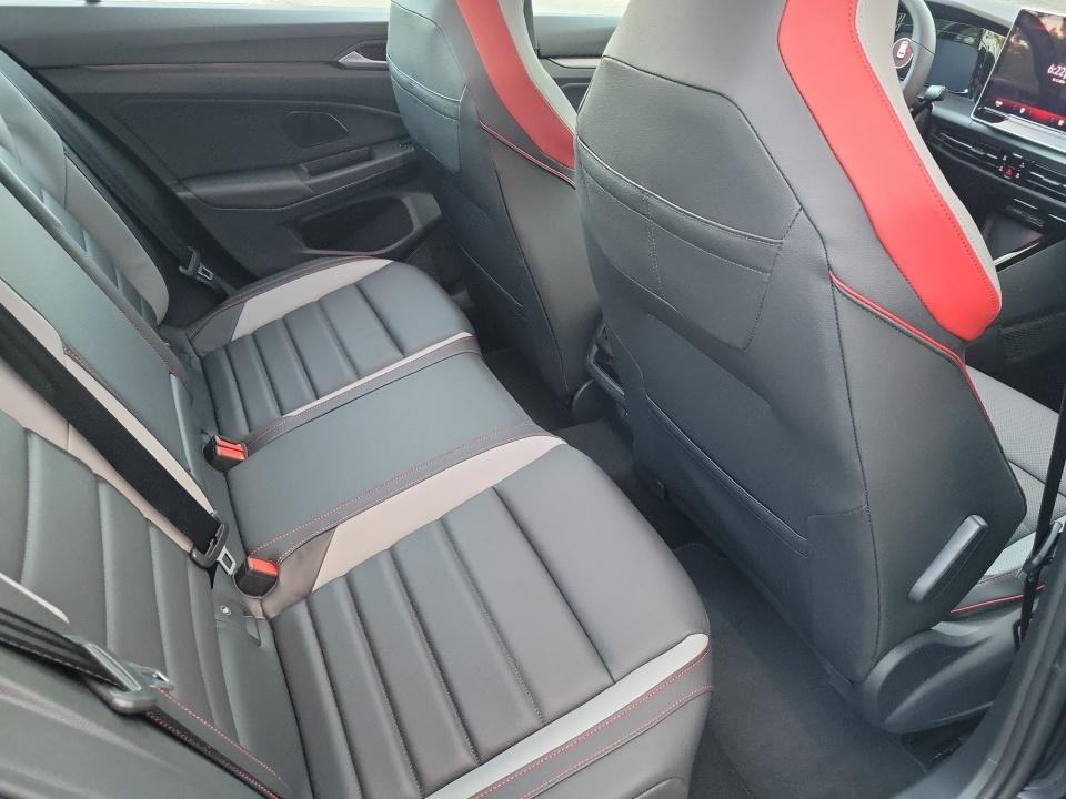 2026 Volkswagen Golf GTI SE