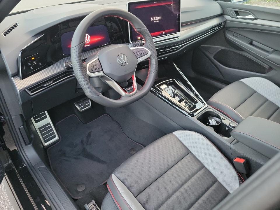 2026 Volkswagen Golf GTI SE