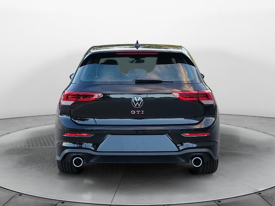 2026 Volkswagen Golf GTI SE