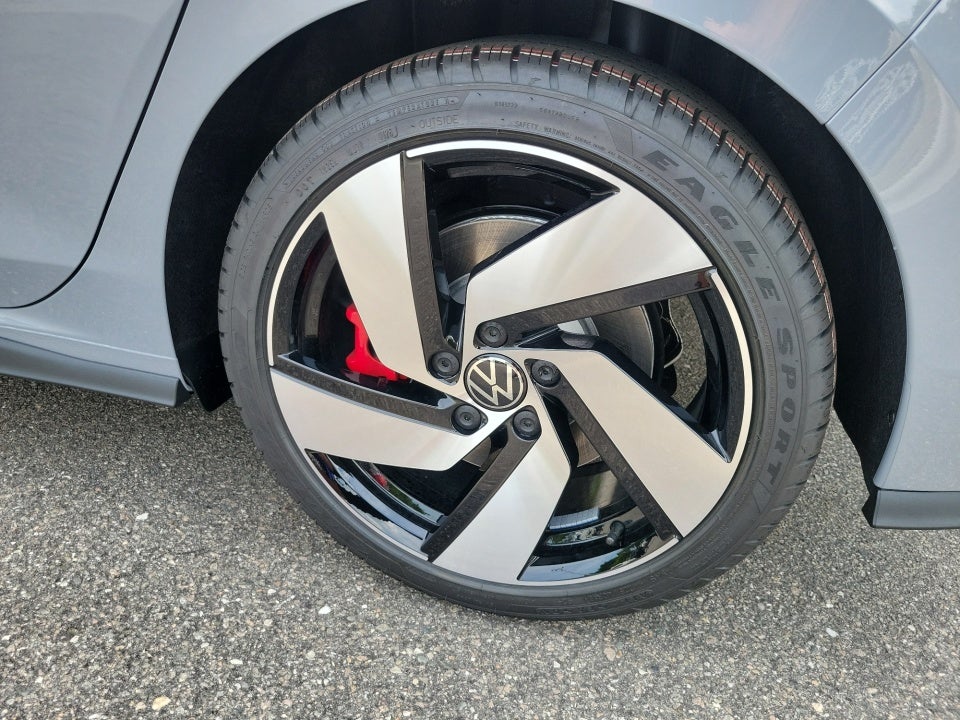 2026 Volkswagen Golf GTI S