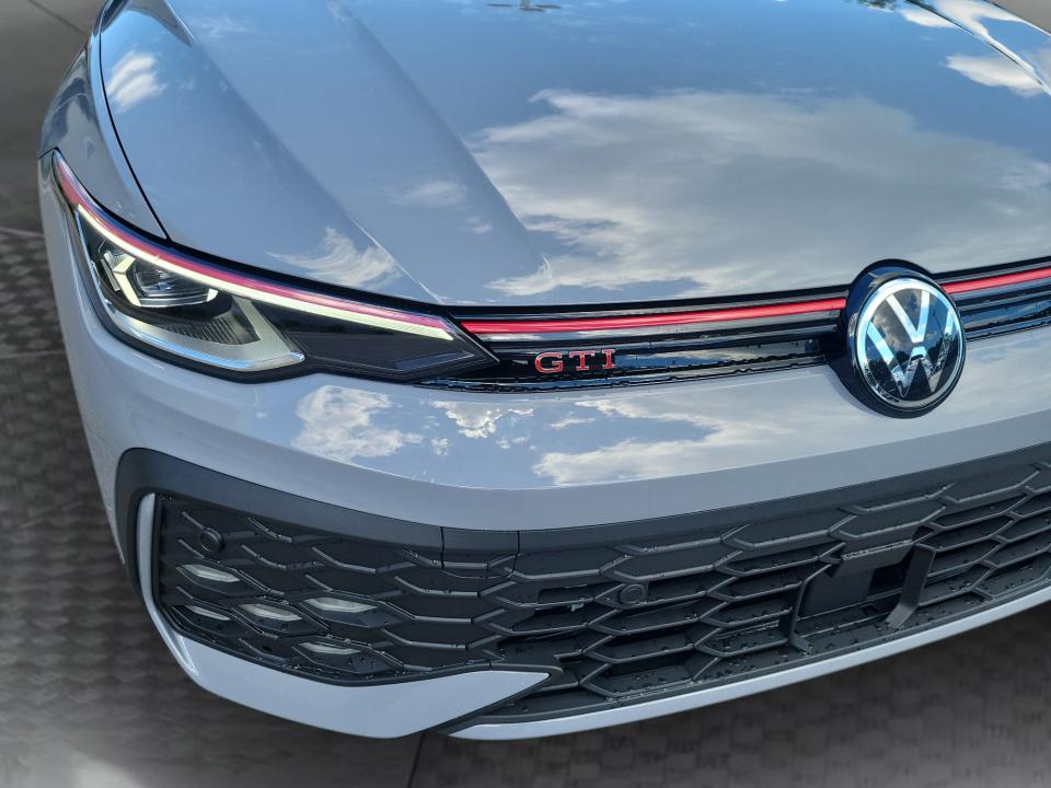 2026 Volkswagen Golf GTI SE