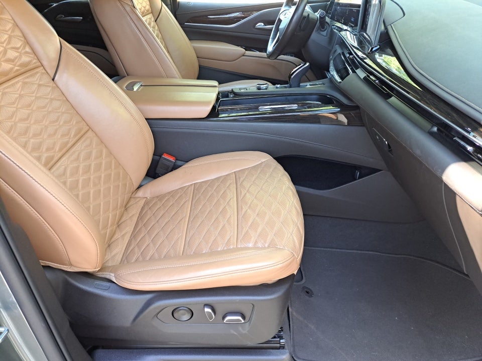 2022 Cadillac Escalade 4WD Premium Luxury