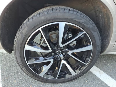 2023 Volvo XC90 B6 Plus 6-Seater