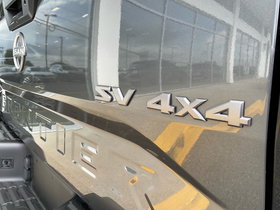 2023 Nissan Frontier Crew Cab SV 4x4