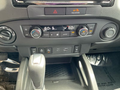 2023 Nissan Frontier Crew Cab SV 4x4