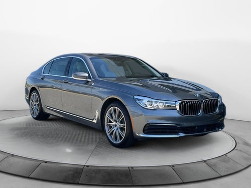 2019 BMW 740i 740i