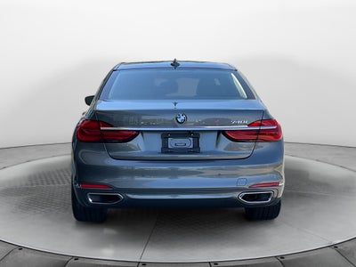 2019 BMW 740i 740i