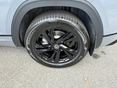 2026 Volkswagen Atlas Cross Sport SEL R-Line Black