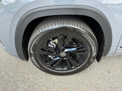 2026 Volkswagen Atlas Cross Sport SEL R-Line Black