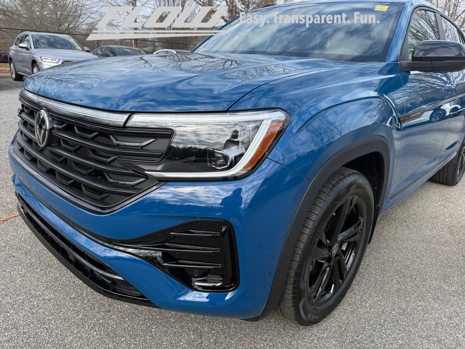 2026 Volkswagen Atlas Cross Sport SEL R-Line Black