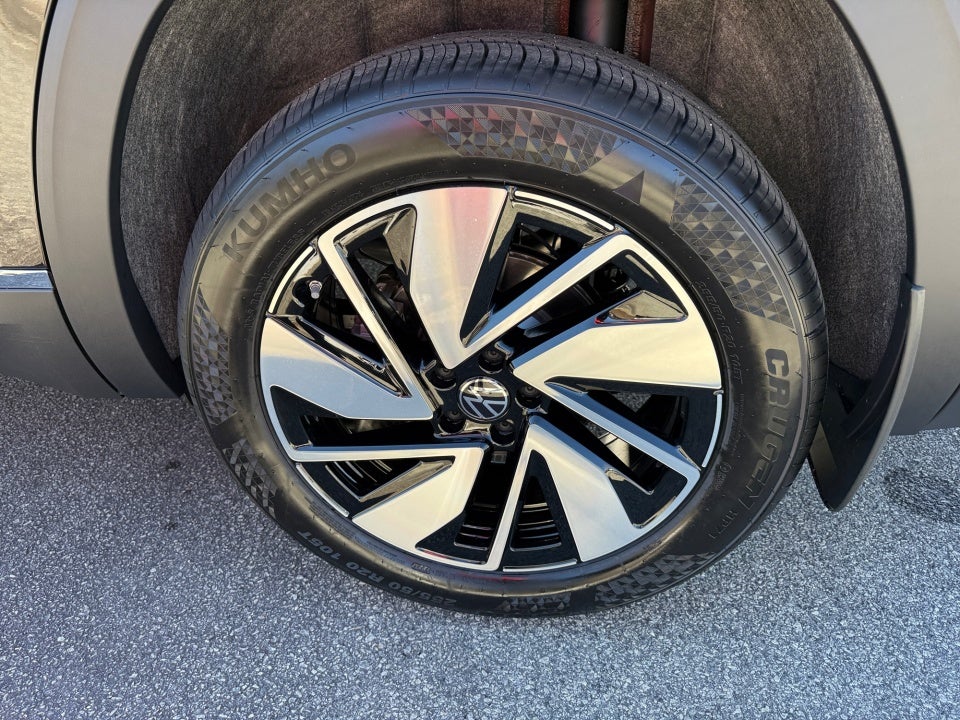 2026 Volkswagen Atlas SEL