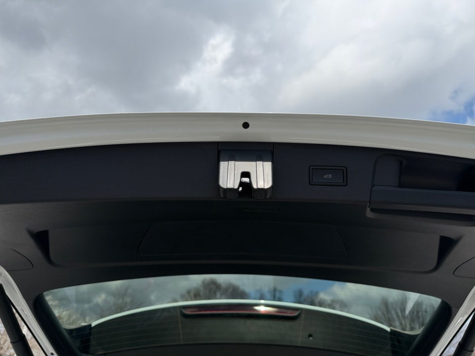 2026 Volkswagen Atlas Peak Edition