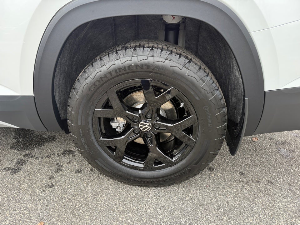 2026 Volkswagen Atlas Peak Edition