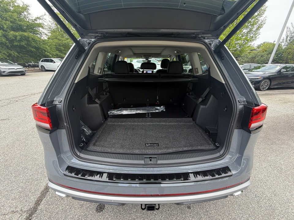 2026 Volkswagen Atlas Peak Edition